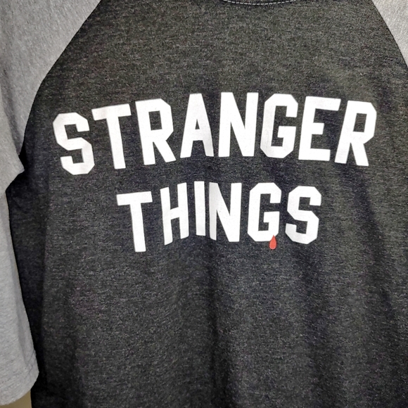 Netflix Stranger Things 3/4 Sleeve T-shirt Size S - Picture 3 of 6